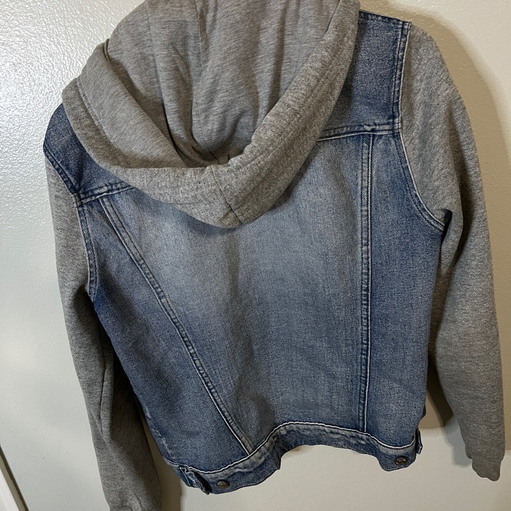 Jean jacket - Picture 2 of 2